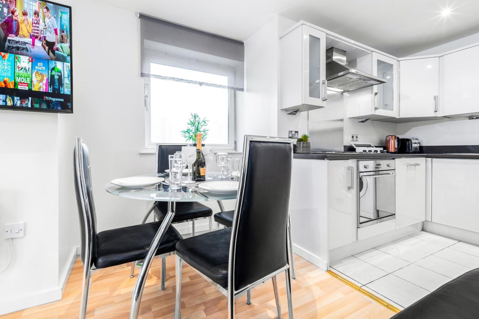 City Centre Apartment - 2 Bedroom - Secure Parking - Top Rated - 201M Birmingham Exterior foto